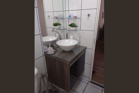 Banheiro de apartamento à venda com 2 quartos, 50m² em Parque Oratório, Santo André
