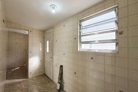 Cozinha de apartamento para alugar com 1 quarto, 70m² em Guilhermina, Praia Grande