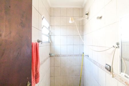 Banheiro 2 de casa para alugar com 3 quartos, 208m² em Jardim Lageado, Ferraz de Vasconcelos