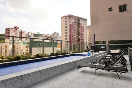 Apartamento para alugar com 54m², 2 quartos e 2 vagas Apartamento para alugar com 54m², 2 quartos e 2 vagasÁrea comum - Piscina
