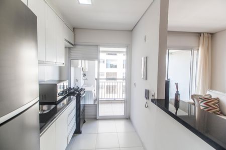Cozinha de apartamento à venda com 2 quartos, 49m² em Melville Empresarial Ii, Barueri