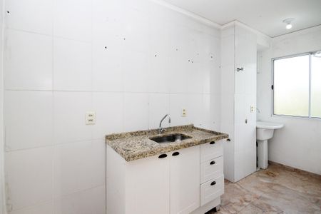 Cozinha de apartamento para alugar com 2 quartos, 47m² em Vila Monte Serrat, Cotia