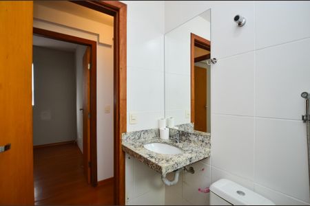 Apartamento para alugar com 89m², 3 quartos e 2 vagas Apartamento para alugar com 89m², 3 quartos e 2 vagasBanheiro Social