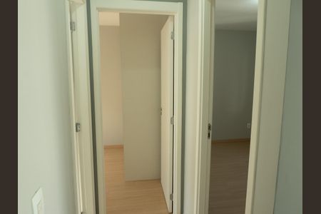 Corredor de apartamento para alugar com 2 quartos, 60m² em Balneário Tropical, Paulínia