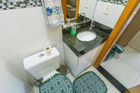 lavabo de casa à venda com 2 quartos, 115m² em Santa Monica, Belo Horizonte