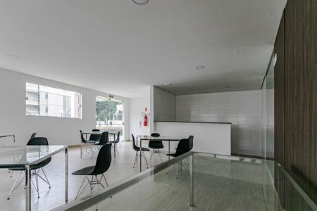 Apartamento para alugar com 44m², 2 quartos e 1 vaga Apartamento para alugar com 44m², 2 quartos e 1 vagaÁrea Comum