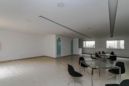 Apartamento para alugar com 44m², 2 quartos e 1 vaga Apartamento para alugar com 44m², 2 quartos e 1 vagaÁrea Comum