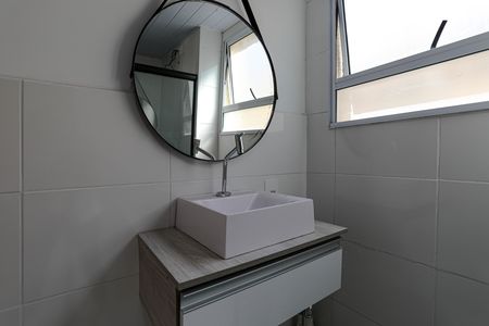 Banheiro de apartamento para alugar com 2 quartos, 44m² em Vila Sao Paulo, Mogi das Cruzes