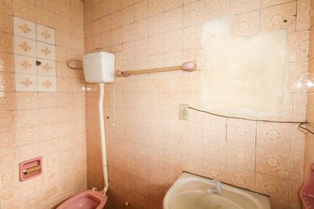 Banheiro de apartamento para alugar com 2 quartos, 62m² em Mathias Velho, Canoas