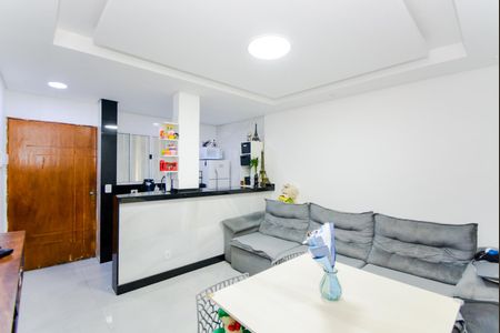 Sala de casa à venda com 2 quartos, 200m² em Jardim Palmira, Guarulhos