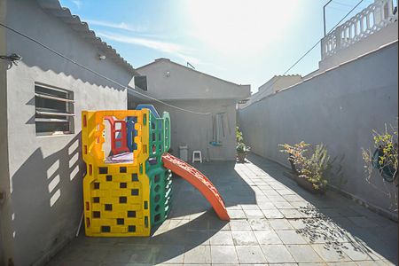 Quintal de casa à venda com 2 quartos, 284m² em Paulicéia, São Bernardo do Campo