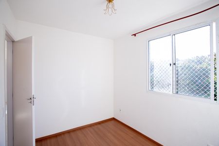Quarto 2 de apartamento para alugar com 2 quartos, 44m² em Vila Cristina, Contagem