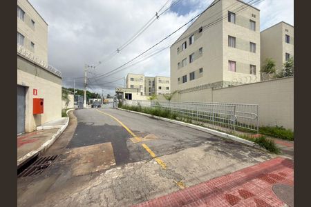 Fachada de apartamento para alugar com 2 quartos, 44m² em Vila Cristina, Contagem