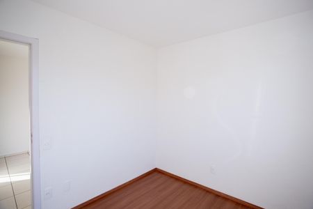 Quarto 1 de apartamento para alugar com 2 quartos, 44m² em Vila Cristina, Contagem