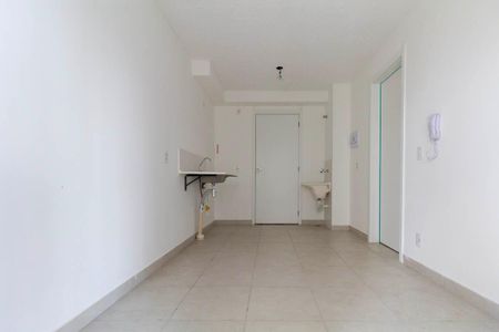 Sala, Cozinha e Área de Serviço de apartamento para alugar com 1 quarto, 28m² em Penha de França, São Paulo