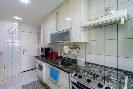 Cozinha de apartamento à venda com 3 quartos, 94m² em Vila, São Paulo