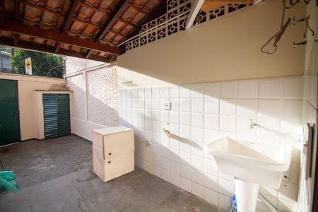 Área de Serviço de casa para alugar com 3 quartos, 290m² em Brooklin, São Paulo