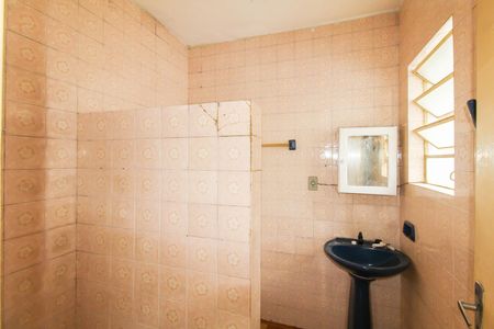 Banheiro de apartamento para alugar com 2 quartos, 63m² em Mathias Velho, Canoas