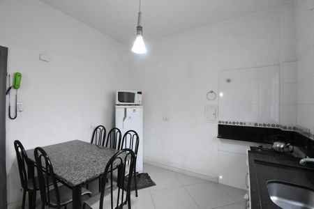 Cozinha de apartamento à venda com 2 quartos, 130m² em Centro, Curitiba