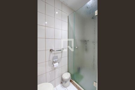 Apartamento à venda com 85m², 2 quartos e sem vaga Apartamento à venda com 85m², 2 quartos e sem vagaBanheiro
