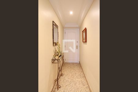 Apartamento à venda com 85m², 2 quartos e sem vaga Apartamento à venda com 85m², 2 quartos e sem vagaCorredor