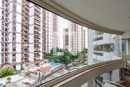 Apartamento à venda com 85m², 2 quartos e sem vaga Apartamento à venda com 85m², 2 quartos e sem vagaVaranda