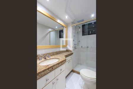 Apartamento à venda com 85m², 2 quartos e sem vaga Apartamento à venda com 85m², 2 quartos e sem vagaBanheiro