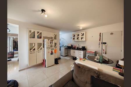 Apartamento para alugar com 38m², 1 quarto e sem vagaSala / Cozinha