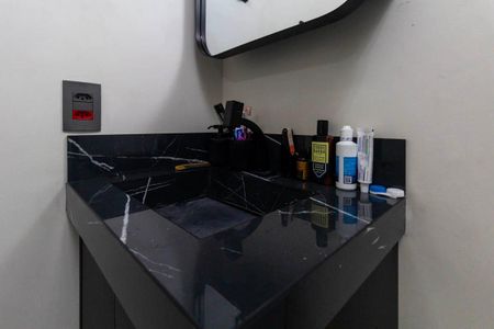 Apartamento à venda com 45m², 2 quartos e sem vaga Apartamento à venda com 45m², 2 quartos e sem vagaBanheiro