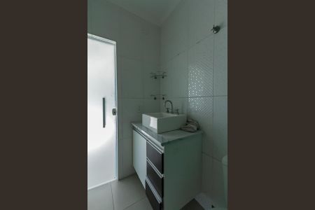 Banheiro de apartamento para alugar com 2 quartos, 70m² em Vila Vivaldi, São Bernardo do Campo