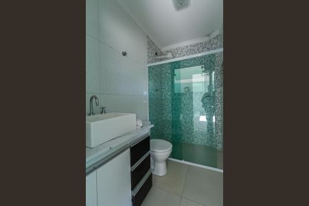 Apartamento para alugar com 70m², 2 quartos e 1 vaga Apartamento para alugar com 70m², 2 quartos e 1 vagaBanheiro