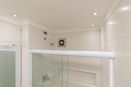 Banheiro de apartamento para alugar com 2 quartos, 54m² em Vila Santa Clara, São Paulo