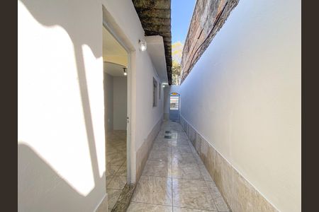 Casa para alugar com 3 quartos, 800m² em Conjunto Agua Branca, Contagem