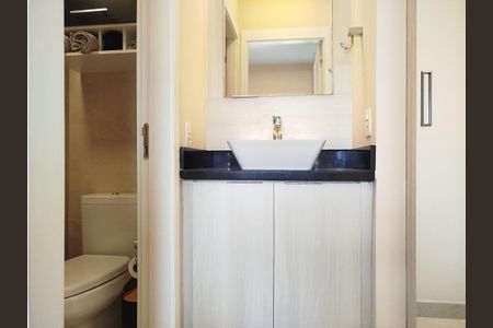 Banheiro de apartamento à venda com 1 quarto, 43m² em Tatuapé, São Paulo