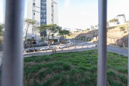 Sala - Vista de apartamento para alugar com 2 quartos, 53m² em Manacás, Belo Horizonte