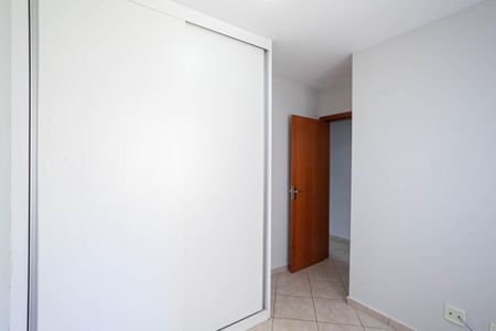 Quarto 2 de apartamento para alugar com 2 quartos, 53m² em Manacás, Belo Horizonte