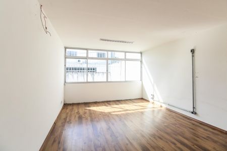 Casa para alugar com 4 quartos, 300m² em Chácara Califórnia, São Paulo