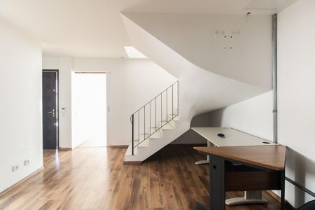 Sala de casa para alugar com 4 quartos, 300m² em Chácara Califórnia, São Paulo