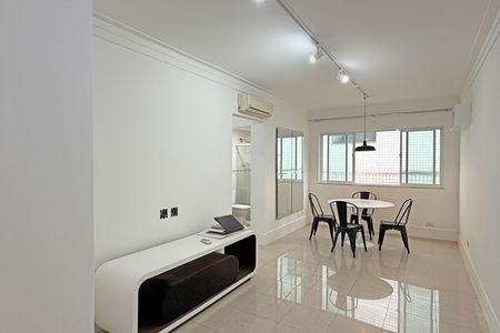 Sala de apartamento para alugar com 1 quarto, 45m² em Ponta da Praia, Santos
