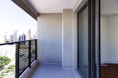 Varanda de kitnet/studio para alugar com 1 quarto, 28m² em Pompeia, São Paulo