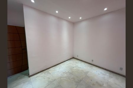 Casa à venda com 370m², 5 quartos e 1 vaga Casa à venda com 370m², 5 quartos e 1 vagaQuarto 2 casa 2