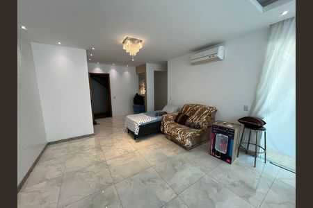 Sala casa 2 de casa à venda com 5 quartos, 370m² em Portuguesa, Rio de Janeiro