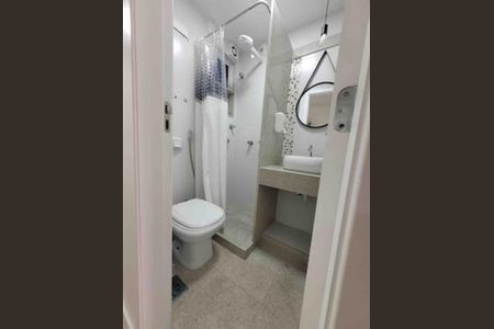 Banheiro de apartamento para alugar com 1 quarto, 26m² em Botafogo, Rio de Janeiro