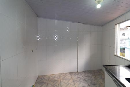 Cozinha de casa para alugar com 1 quarto, 43m² em Jardim Tiete, São Paulo