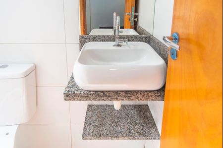 Banheiro  de kitnet/studio para alugar com 1 quarto, 20m² em Vila Sao Pedro, Santo André