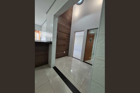 Cozinha de casa à venda com 3 quartos, 200m² em Parque Dom Pedro II, Campinas