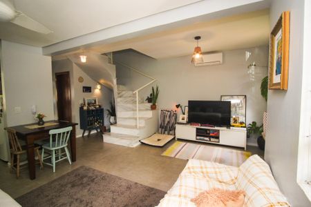 Casa de Condomínio para alugar com 3 quartos, 87m² em Lomba do Pinheiro, Porto Alegre