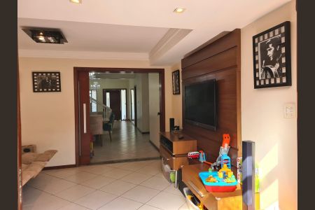 Sala de casa de condomínio à venda com 5 quartos, 784m² em Roncaglia, Campinas