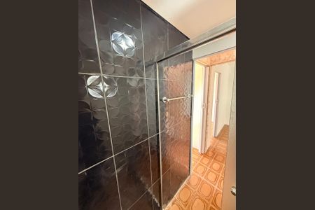 Banheiro de apartamento para alugar com 2 quartos, 40m² em Conjunto Habitacional Brigadeiro Faria Lima, São Paulo