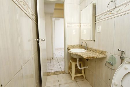 Banheiro Social de apartamento para alugar com 2 quartos, 90m² em Nova Suíça, Belo Horizonte